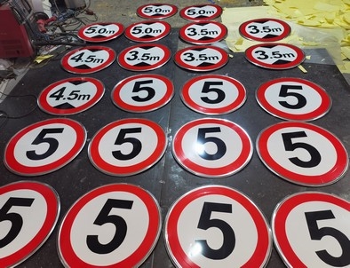 汉中汉中限速交通标牌厂家